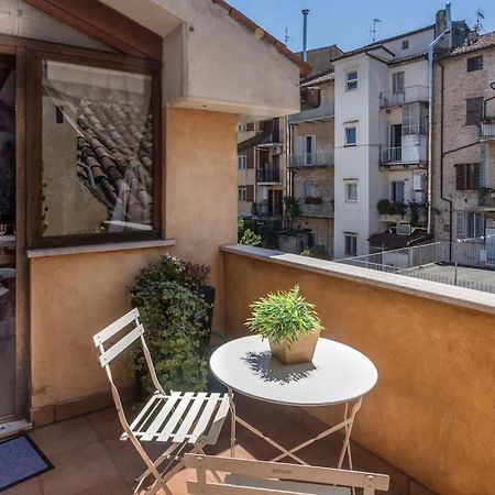 Ferienwohnung Casa Tosca Con Balcone Vicino Parcheggio Macerata Exterior foto